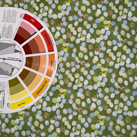 Dinosaurs & Eggs - Dinosauria by Studio K for Clothworks - 1/2 Yard - Hatching - Picture 6 of 8